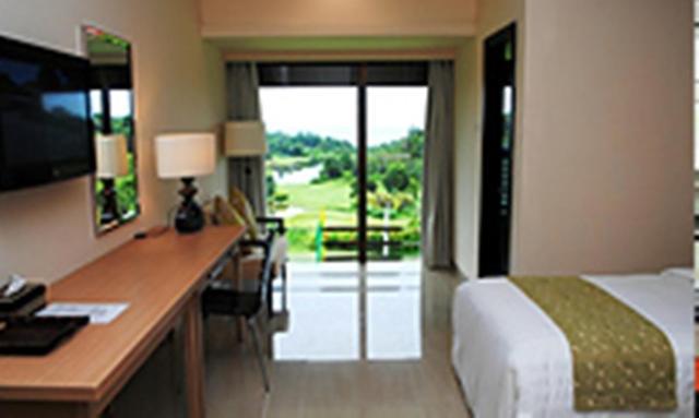 Ria Bintan Golf Lodge Lagoi Eksteriør billede